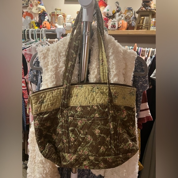 Quilted Floral Shoulder Bag‼️FINAL SALE Price - Picture 1 of 1